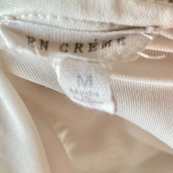 Off-White Lace Spaghetti Strap Dress
En-Crème - Picture 6 of 6